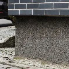Ile kosztuje tynk mozaikowy? Sprawdź ceny i ukryte koszty
